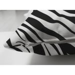 Çift Taraflı Beyaz Zeminli Siyah Zebra Desenli Dijital Baskılı Modern Süet Yastık Kırlent Kılıfı Realhomes