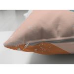 - Suet-K-8152-Gorsel3 - Realhomes Çift Taraflı Pastel Zemin Üzerinde Ay Desenli Dijital Baskılı Modern Süet Yastık Kırlent Kılıfı Realhomes