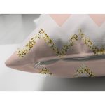 Çift Taraflı Pembe Zemin Üzerinde Gold Detaylı Renkli Zigzag Desenli Süet Yastık Kırlent Kılıfı Realhomes