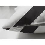 Çift Taraflı Beyaz Zemin Üzerinde Siyah Yatay Çizgili Gold Detaylı Kalp Desenli Süet Kırlent Kılıfı Realhomes