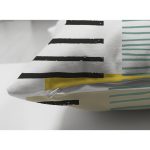 Çift Taraflı Beyaz Zemin Üzerinde Renkli Çizgili Geometrik Desenli Süet Yastık Kırlent Kılıfı Realhomes