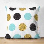 - Suet-K-8279-Gorsel1 - Realhomes  Çift Taraflı Beyaz Zeminli Renkli Puantiyeli Dijital Baskılı Modern Süet Yastık Kırlent Kılıfı Realhomes