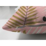 - Suet-K-8308-Gorsel3 - Realhomes Çift Taraflı Pastel Zemin Üzerinde Gold Detaylı Yaprak Desenli Modern Süet Yastık Kırlent Kılıfı Realhomes