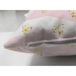 - Suet-K-8319-Gorsel3 - Realhomes Çift Taraflı Beyaz Zemin Üzerinde Gold Detaylı Kalp Desenli Modern Süet Yastık Kırlent Kılıfı Realhomes