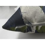 Çift Taraflı Siyah Zemin Üzerinde Yaprak Desenli Dijital Baskılı Modern Süet Yastık Kırlent Kılıfı Realhomes