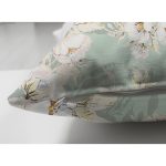 Çift Taraflı Rengarenk Zemin Üzerinde Çiçek Desenli Dijital Baskılı Modern Süet Yastık Kırlent Kılıfı Realhomes