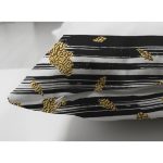 Çift Taraflı Beyaz Zemin Üzerinde Gold Detaylı Yaprak Desenli Modern Süet Yastık Kırlent Kılıfı Realhomes