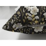 Çift Taraflı Siyah Zemin Üzerinde Gold Detaylı Çiçek Desenli Modern Süet Yastık Kırlent Kılıfı Realhomes
