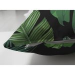 - Suet-K-8428-Gorsel3 - Realhomes  Çift Taraflı Siyah Zemin Üzerinde Yeşil Yaprak Desenli Süet Yastık Kırlent Kılıfı Realhomes