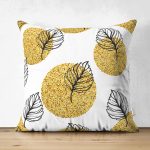 - Suet-K-8439-Gorsel1 - Realhomes Çift Taraflı Beyaz Zemin Üzerinde Gold Puantiyeli Yaprak Desenli Süet Yastık Kırlent Kılıfı Realhomes