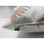 - Suet-K-8582-Gorsel3 - Realhomes  Çift Taraflı Beyaz Zemin Üzerinde Çiçek Desenli Dijital Baskılı Modern Süet Yastık Kırlent Kılıfı Realhomes