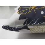 Çift Taraflı Renkli Zemin Üzerinde Gold Detaylı Yaprak Desenli Modern Süet Yastık Kırlent Kılıfı Realhomes