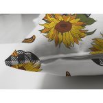 Çift Taraflı Beyaz Zemin Üzerinde Ekose Desenli Balkabak Motifli Süet Yastık Kırlent Kılıfı Realhomes