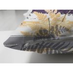 Çift Taraflı Beyaz Zemin Üzerinde Renkli Çizgili Yaprak Desenli Modern Süet Yastık Kırlent Kılıfı Realhomes