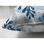 - Suet-K-8682-Gorsel3 - Realhomes Çift Taraflı Beyaz Zeminli Mavi Renkli Deniz Otu Dijital Baskılı Modern Süet Yastık Kırlent Kılıfı Realhomes