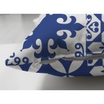 - Suet-K-8755-Gorsel3 - Realhomes Çift Taraflı Beyaz Zemin Üzerinde Çini Desenli Dijital Baskılı Modern Süet Yastık Kırlent Kılıfı Realhomes