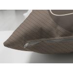 - Suet-K-8833-Gorsel3 - Realhomes Çift Taraflı Renkli Zemin Üzerinde Onedraw Çizimli Bayan Silüeti Süet Yastık Kırlent Kılıfı Realhomes