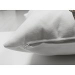 - Suet-K-8863-Gorsel3 - Realhomes Çift Taraflı Beyaz Zemin Üzerinde Kaktüs Desenli Dijital Baskılı Modern Süet Yastık Kırlent Kılıfı Realhomes