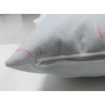 - Suet-K-8925-Gorsel3 - Realhomes Çift Taraflı Pastel Zeminli Rengarenk Ortanca Çiçek Dijital Baskılı Modern Süet Yastık Kırlent Kılıfı Realhomes