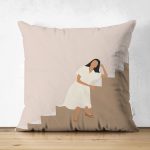 - Suet-K-8947-Gorsel1 - Realhomes Realhomes Çift Taraflı Özel Tasarım Dijital Baskılı Modern Süet Yastık Kırlent Kılıfı Realhomes