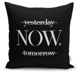 Gri Zeminde Geometrik Geyik Çizimli Dekoratif Kırlent Yastık Kılıfı Realhomes