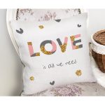 - Rh-K9057-Gorsel2 - Realhomes  Sevgililer Günü Temalı Özel Tasarım Dijital Baskılı Modern Yastık Kırlent Kılıfı Realhomes