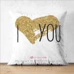 - Suet-K9202-Gorsel1 - Realhomes  Çift Taraflı Sevgililer Günü Temalı Özel Tasarım Dijital Baskılı Modern Süet Yastık Kırlent Kılıfı Realhomes