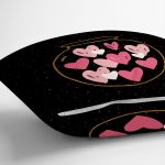 - Suet-K9229-Gorsel3 - Realhomes  Çift Taraflı Sevgililer Günü Temalı Özel Tasarım Dijital Baskılı Modern Süet Yastık Kırlent Kılıfı Realhomes