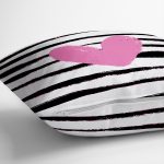 - Suet-K9248-Gorsel3 - Realhomes  Çift Taraflı Sevgililer Günü Temalı Özel Tasarım Dijital Baskılı Modern Süet Yastık Kırlent Kılıfı Realhomes