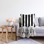 Mermer ve Siyah Çizgili Dijital Baskılı Dekoratif Raşel Kadife Yastık Kırlent Kılıfı Realhomes