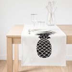 - SuetRunner-2027-Gorsel1 - Realhomes Realhomes Siyah Beyaz Ananas Baskılı Dekoratif Süet Runner Realhomes