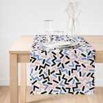 Realhomes Modern Renkli Şekiller Dekoratif Süet Runner Realhomes