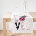 - SuetRunner-2371-Gorsel1 - Realhomes  Realhomes Love Uğurböceği Desenli Dekoratif Süet Runner Realhomes