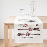 - SuetRunner-2485-Gorsel1 - Realhomes Realhomes Kahverengi Ok Çizimli Çiçek Desenli Dekoratif Süet Runner Realhomes