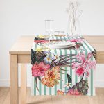 Realhomes Şerit Temalı Sardunya Baskılı Dekoratif Süet Runner Realhomes