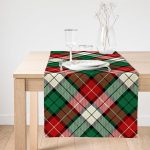 - SuetRunner-3079-Gorsel1 - Realhomes Realhomes Yeşil Kırmızı Beyaz Ekose Desenli Dekoratif Özel Tasarım Süet Runner Realhomes