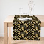 - SuetRunner-3310-Gorsel1 - Realhomes  Realhomes Siyah Zeminli Altın Yapraklar Motifli Dekoratif Süet Runner Realhomes