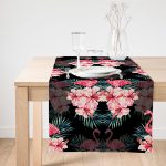 Realhomes Siyah Zeminde Lilyum ve Flamingo Özel Tasarım Süet Runner Realhomes