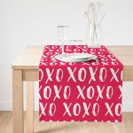 Realhomes Pembe Zeminde XO Baskılı Özel Tasarım Süet Runner Realhomes