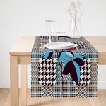 - SuetRunner-3862-Gorsel1 - Realhomes  Realhomes Ekose Zeminde Kırmızı Çiçekler Dijital Baskılı Modern Süet Runner Realhomes