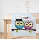 - SuetRunner-426-Gorsel1 - Realhomes Realhomes Baykuş Desenli Dijital Baskılı Dekoratif Özel Tasarım Süet Runner Realhomes