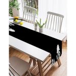 Realhomes Siyah Zeminde Siyah Ağaç Tasarımlı Dekoratif Süet Runner Realhomes