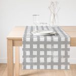 Realhomes Gri Zeminde Geometrik Kare Motifli Dekoratif Süet Runner Realhomes