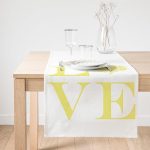 Realhomes Aşk Temalı Dijital Baskılı Dekoratif Süet Runner Realhomes