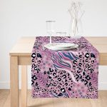 Realhomes Lila Zemin Üzerinde Leopar Deseni Baskılı Özel Tasarım Dekoratif Süet Runner Realhomes