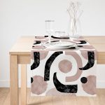 - SuetRunner-5309-Gorsel1 - Realhomes Realhomes Beyaz Zeminde Soyut Geometrik Çizim Motifli Süet Runner Realhomes