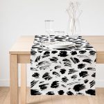 Realhomes Beyaz Zeminde Anlamsız Çizgiler Motifli Süet Runner Realhomes