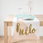 Realhomes Gold Hello Yazılı Modern Motifler Dijital Baskılı Özel Tasarım Süet Runner Realhomes