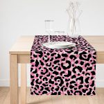 Realhomes Siyah Zemin Üzerinde Pembe Renkli Çizim Dijital Baskılı Özel Tasarım Süet Runner Realhomes