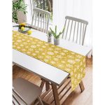 Realhomes Gold Zemin Üzerinde Beyaz Renkli Kartanesi Desenli Dijital Baskılı Özel Tasarım Süet Runner Realhomes